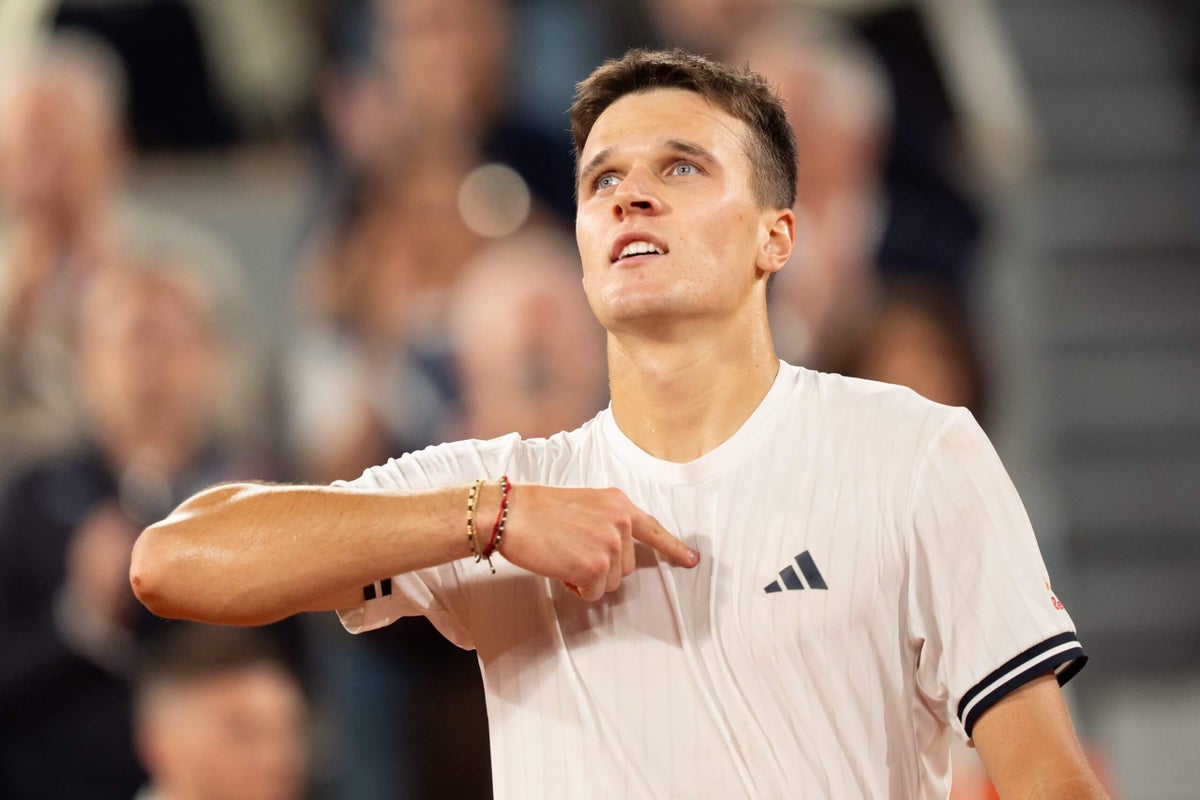 Jakub Menšík’s tennis rise is built on calmness under pressure. To find it, he had to practice