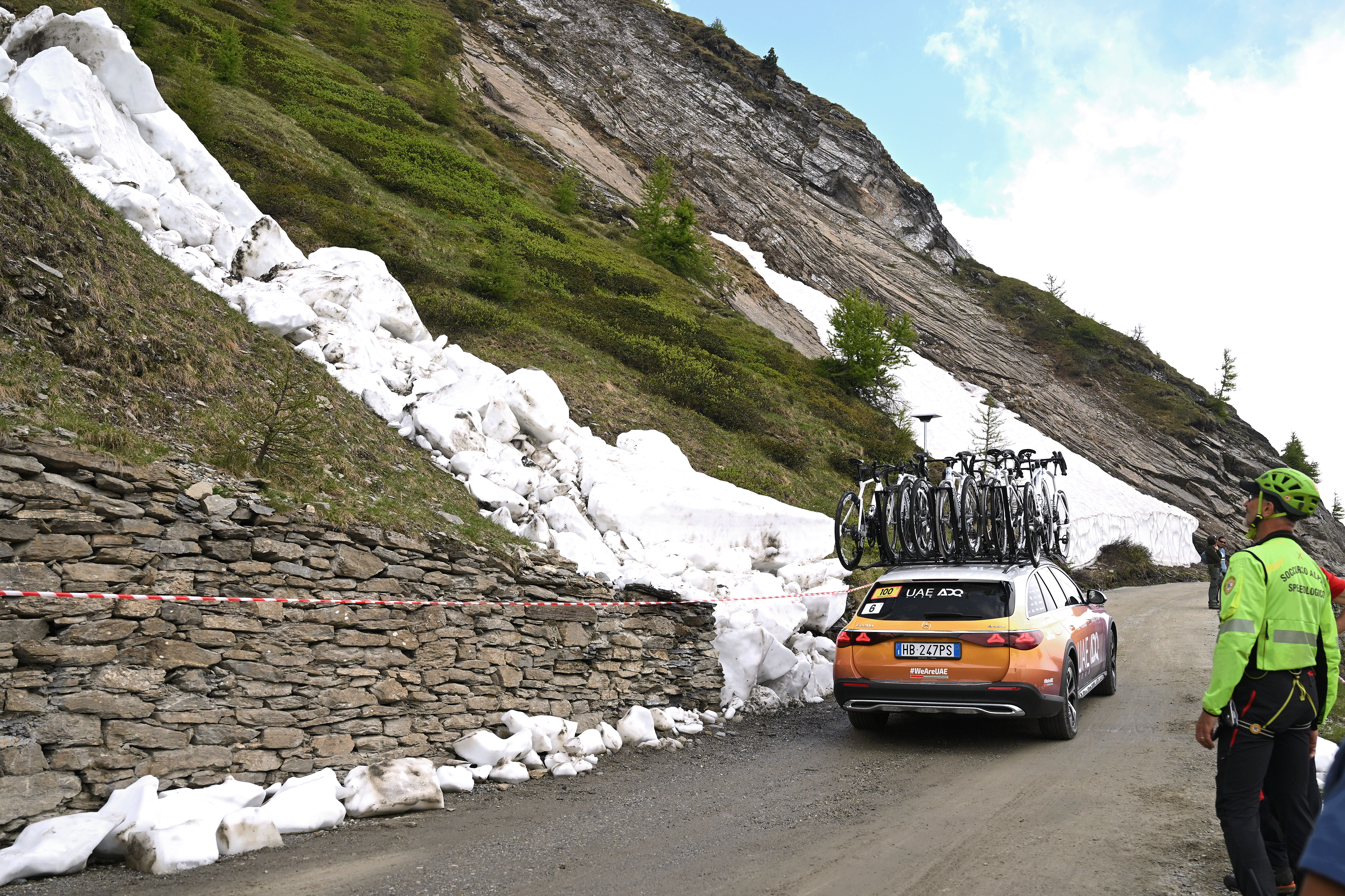 SESTRIERE, ITALY - JUNE 06: Eemergency services monitor for ice avalanches during the 37th Giro d'Italia Women 2026, Stage 8 a 106km stage from Rivoli to Sestriere 2034m / #UCIWWT / on June 06, 2026 in Sestriere, Italy. (Photo by Luc Claessen/Getty Images)