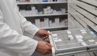Many Malaga pharmacies don't sell Urbason for acute allergic reactions