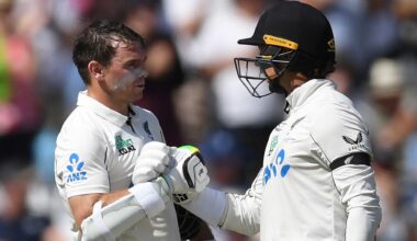 Kiwi batters punish England but Stokes keeps fighting
