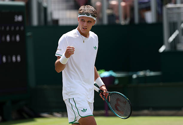 Jakub Mensik at Wimbledon 2025.
