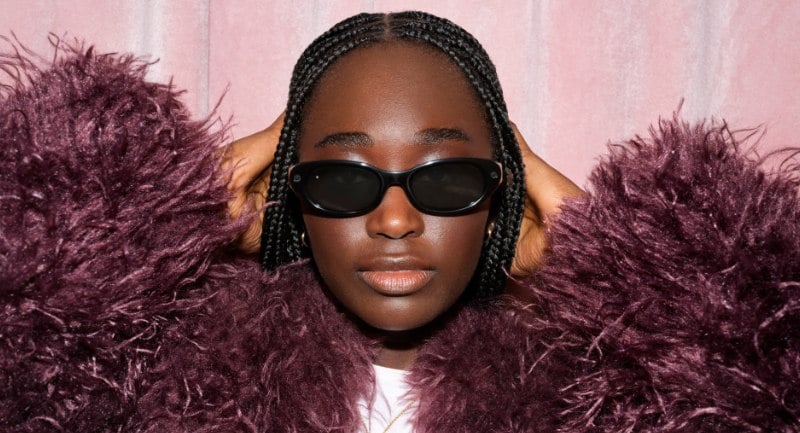 Meta Glasses by Kylie Jenner