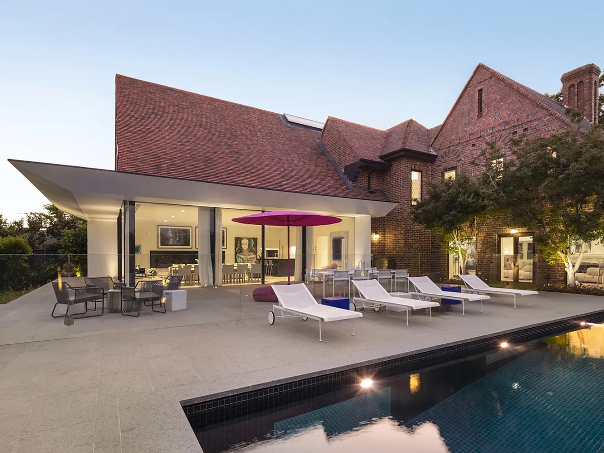 Melbourne bat cave mansion 0004 imgi 5 2018314493 23 1 230127 124035 w1600 h1063