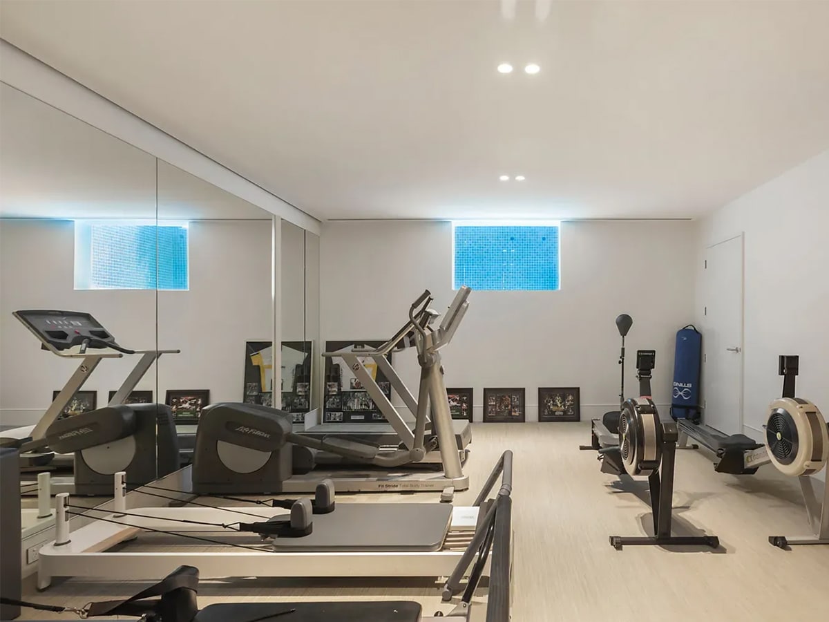 Melbourne bat cave mansion 0008 imgi 3 2018314493 16 1 230127 124035 w1600 h1067