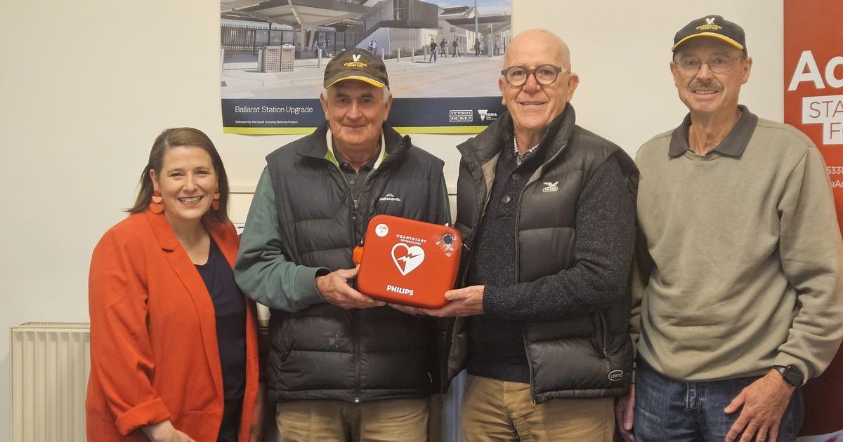 Veterans Cricket defibrillator