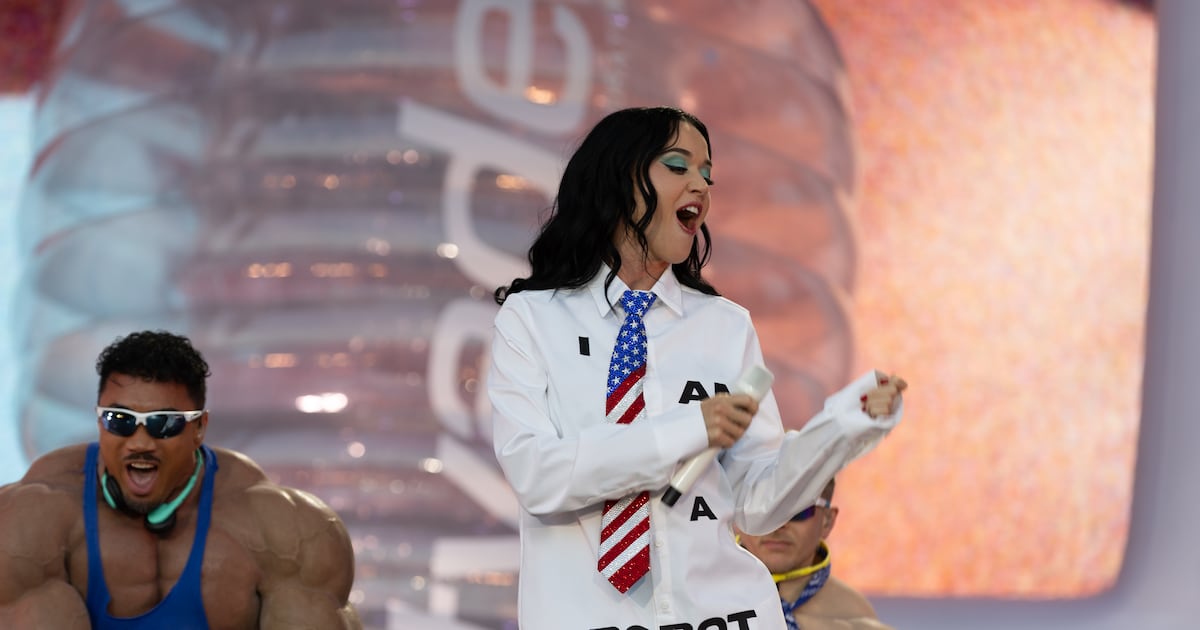 Katy Perry plays all the hits at Malahide Castle but almost in a hasty tribute-act fashion – The Irish Times