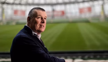 Philip Browne: Former IRFU chief dies aged 66