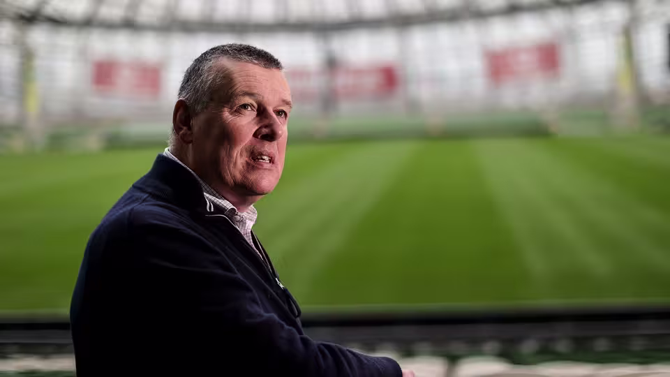 Philip Browne: Former IRFU chief dies aged 66