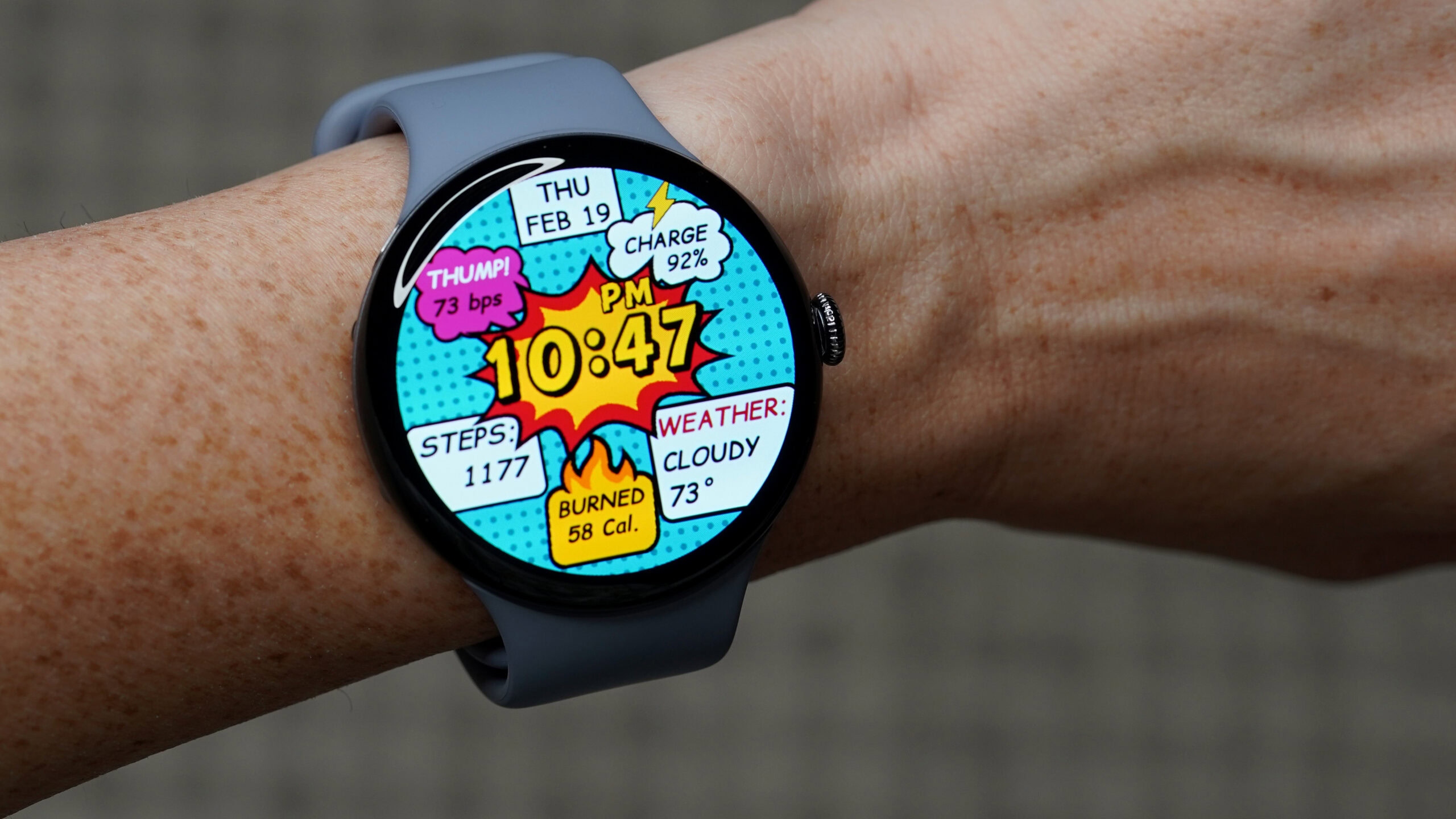 Pixel Watch 4 Pop Art Face.