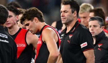 Bombers coach praises Blue's time-wasting tactic, team's 'big step'
