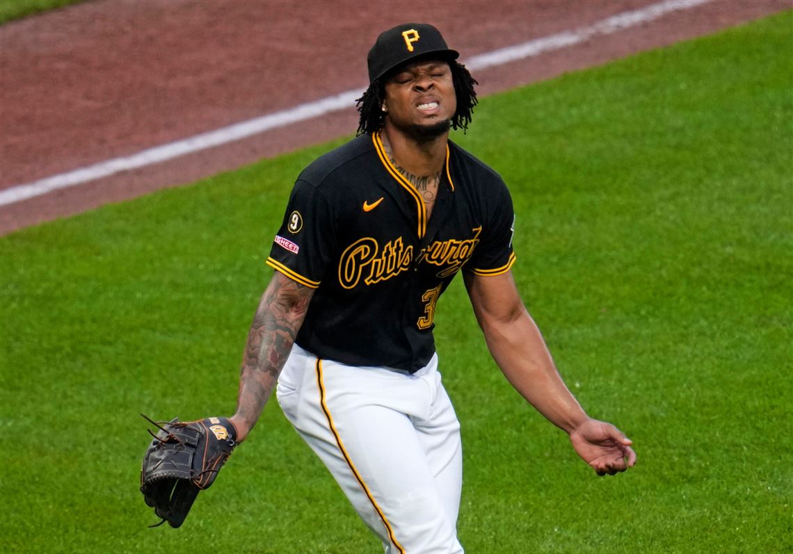 Gregory Soto blows it with two outs in the ninth and the Pirates fall to the Reds