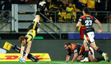 Incredible Hurricanes annihilate Chiefs Super Rugby Pacific Final