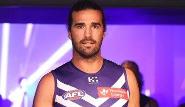 Skipper's flag dreams on hold as Dockers take it one week at a time
