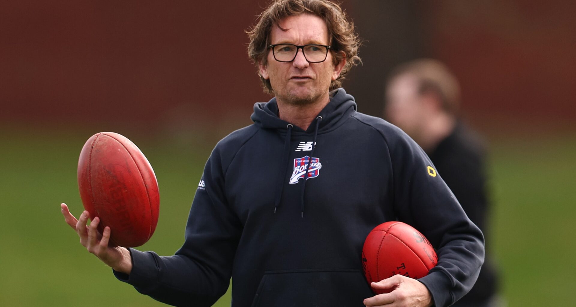 LISTEN: Bombers 'in a bind' over James Hird, Cats' tough run