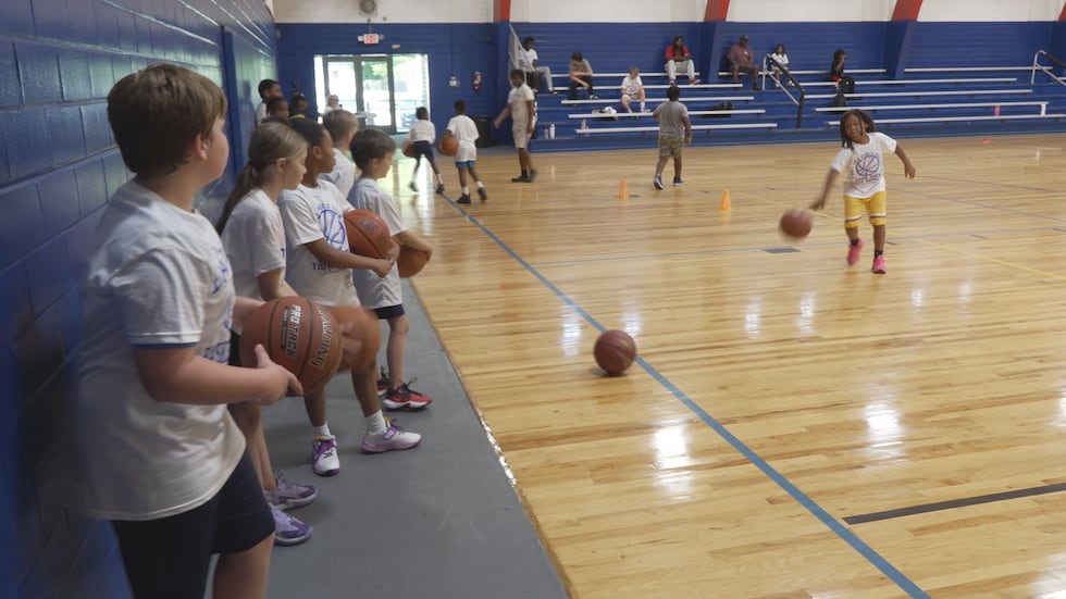 Former NBA player Dale Brown is hosting his annual basketball camp in Jackson County this...