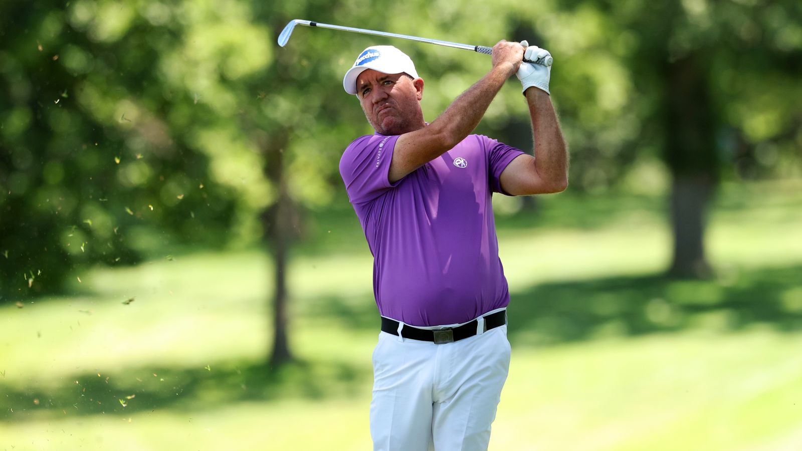 Birdie blitz gives Aussie share of first-round lead - News