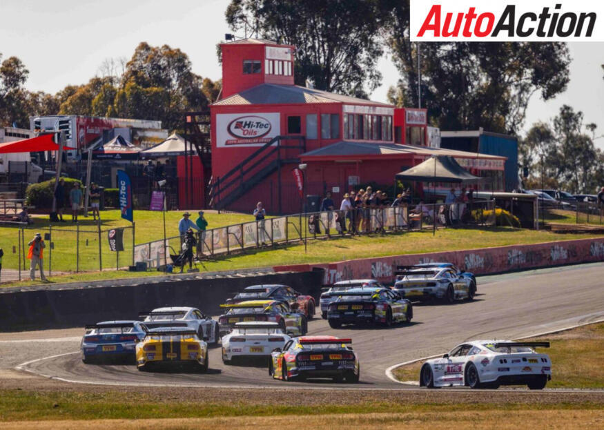 TA2s racing at Winton