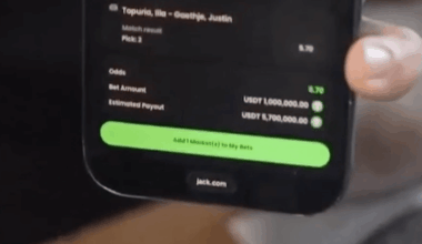 Arman Tsarukyan Bets $1 Million On Justin Gaethje