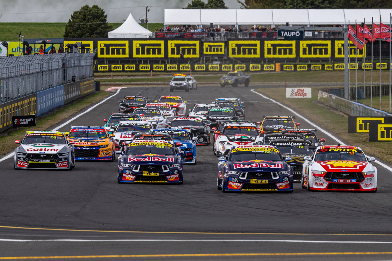 Supercars investigating ‘hybrid’ New Zealand model