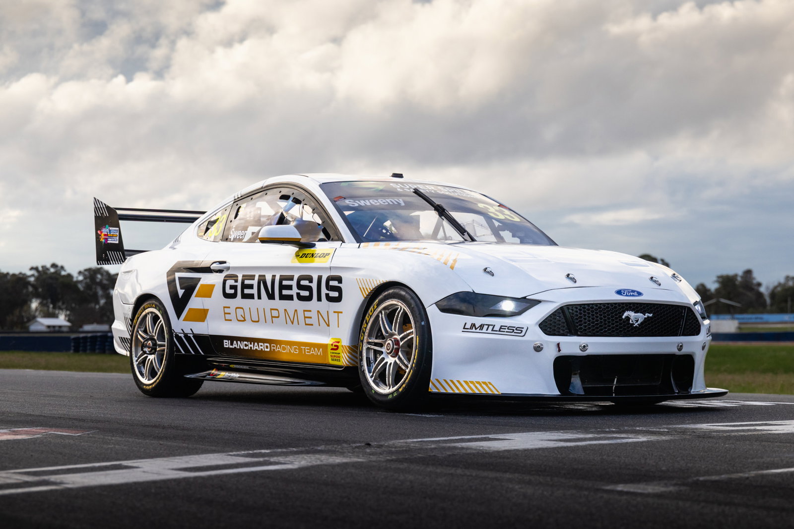 New sponsor and scheme for Sweeney’s Super2 entry