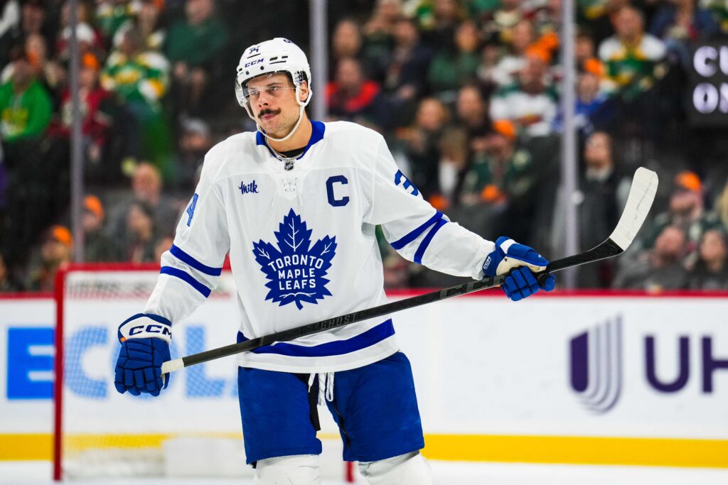 Trade Notes: Larkin, Matthews, Werenski – Pro Hockey Rumors