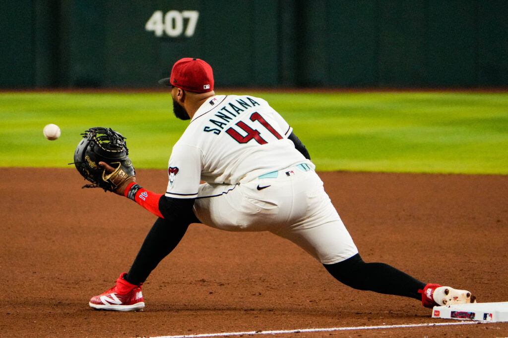 D-Backs Release Carlos Santana - MLB Trade Rumors