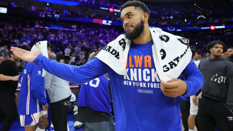 Karl-Anthony Towns' Knicks fandom, explained: Inside New York big's roots and ties to hometown NBA club image