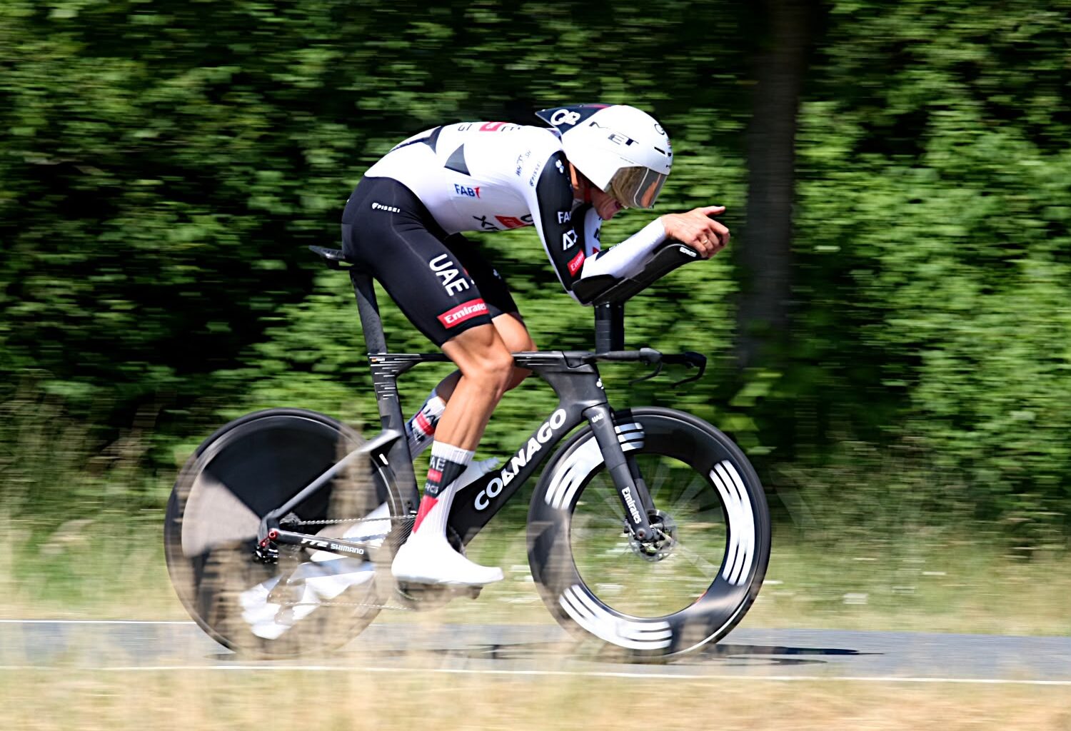 Nils Politt on his way to another national title