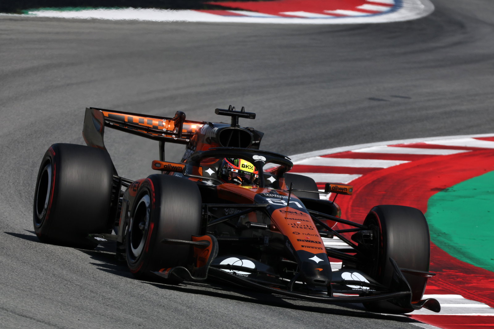 ‘Nobody’s talking about him’: F1 champions rip into Piastri