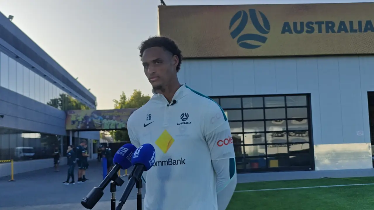 Tete Yengi: Socceroos call-up, Kusini Yengi reaction, Mohamed Toure