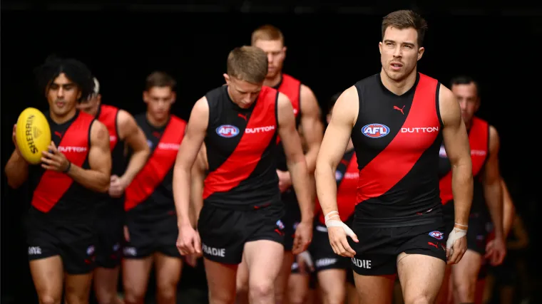 Hawthorn again linked to Essendon star in huge offseason move image