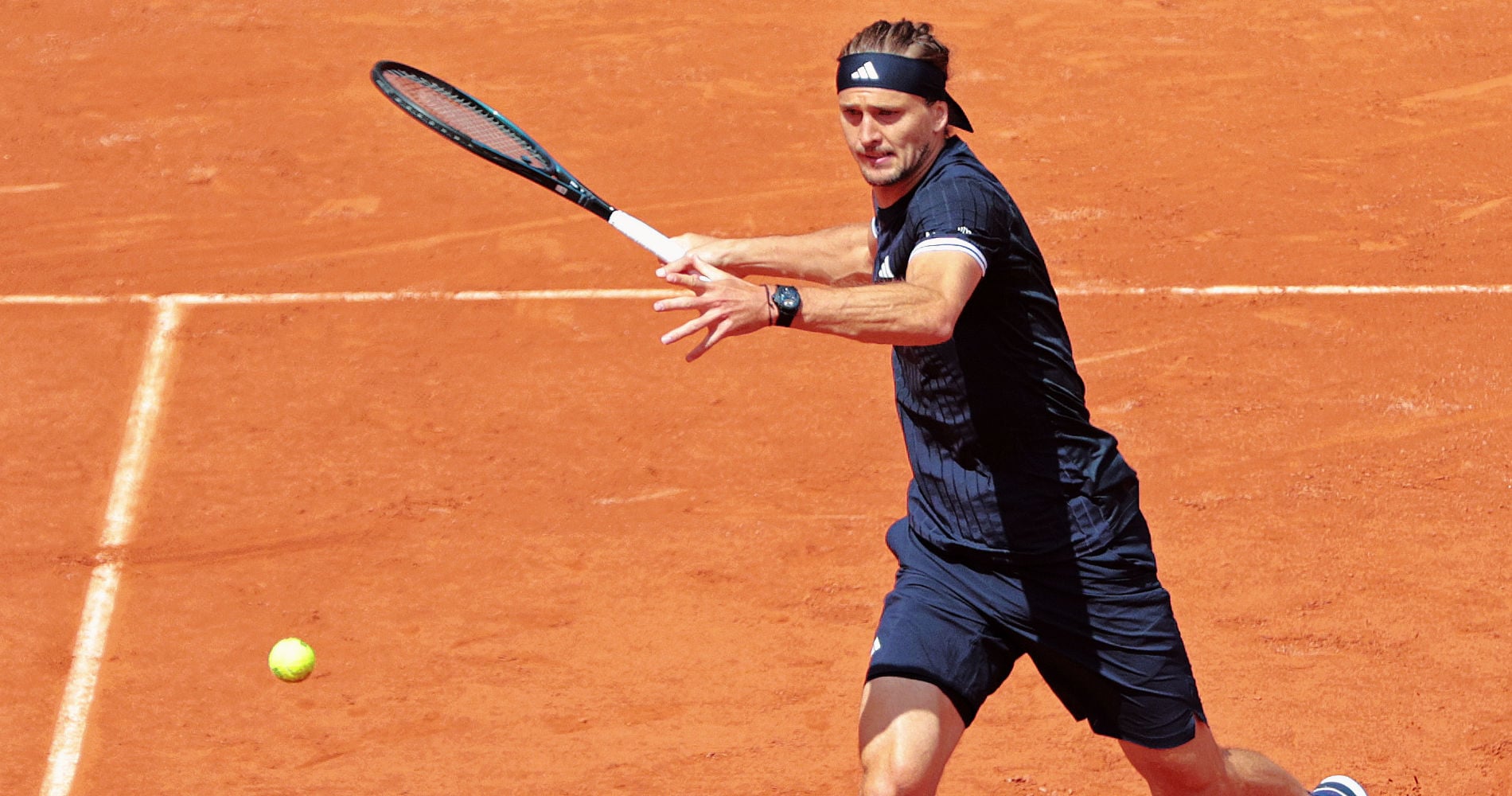 Alexander Zverev: The Quiet Aggressor on Court