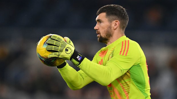 Mat Ryan of A.S. Roma plays during the Frecciarossa Italian Cup round of 16 match between A.S. Roma and U.C. Sampdoria.