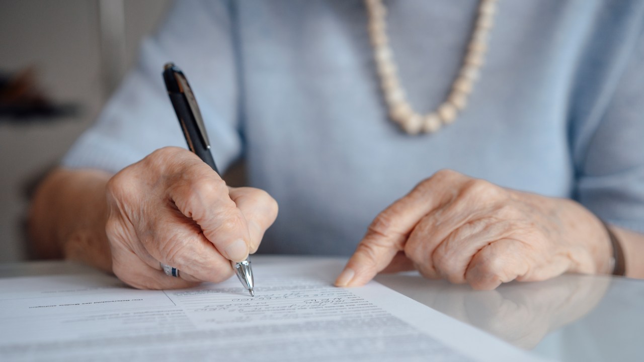 ‘I’ll inherit a substantial amount’: Woman floored by elderly mother’s response after she requested access to her will