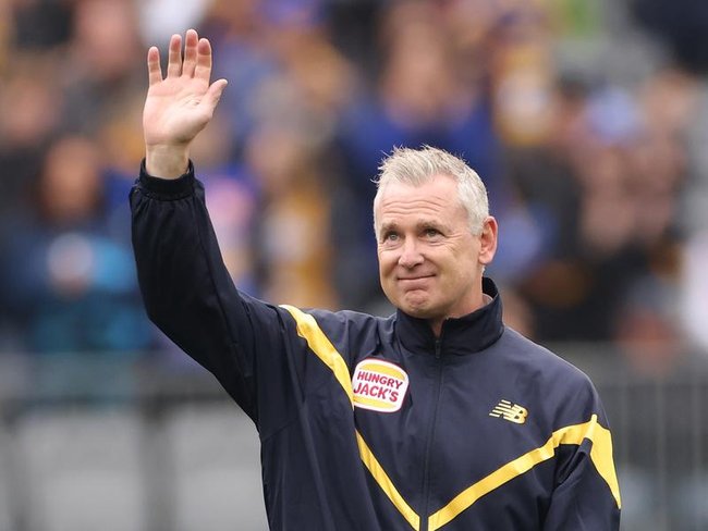 Ex-West Coast mentor Adam Simpson says he won’t be seeking the Essendon coaching job.