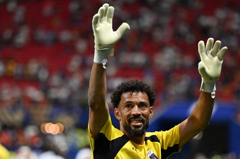 Cape Verde's goalkeeper #01 Vozinha celebrates at the end of the 2026 World Cup Group H football match between Spain and Cape Verde at the Atlanta Stadium in Atlanta on June 15, 2026.
