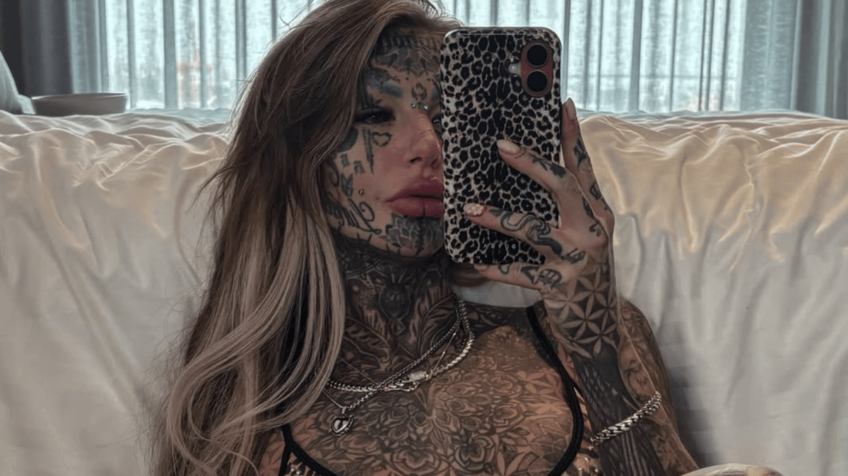 What 'most tattooed woman' looked like before as she flies across world for 'illegal' body changes