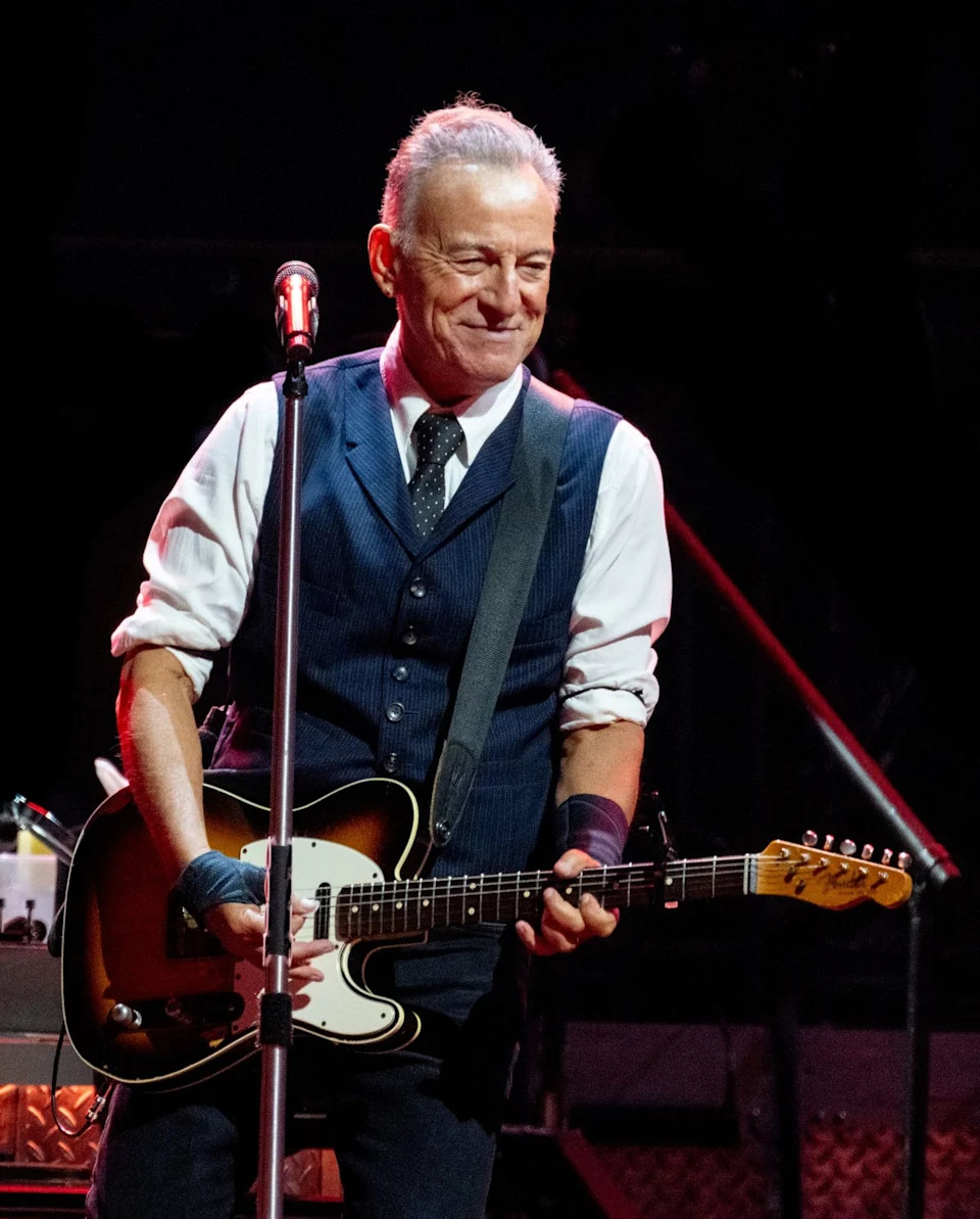 Springsteen received the Harry Belafonte Voices for Social Justice Award (Getty Images)