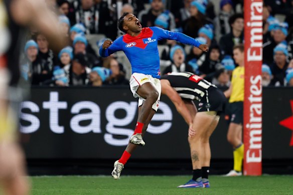 Pickett flies through the air. 