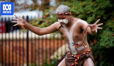 Reconciliation Week puts spotlight on Welcome to Country tradition after divisive Anzac Day services