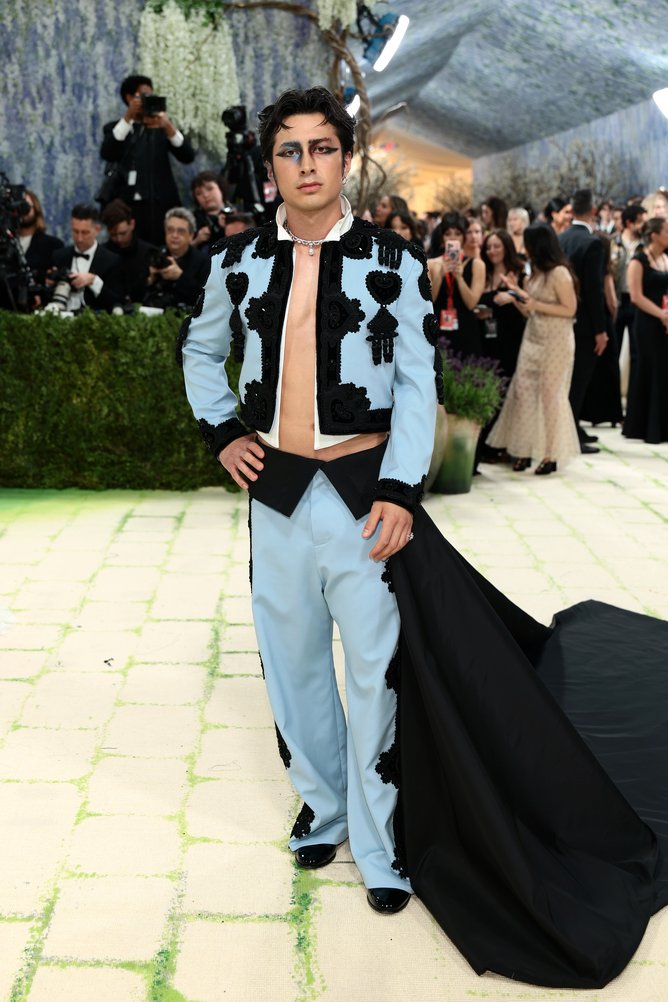 Hudson Williams at the 2026 Met Gala.