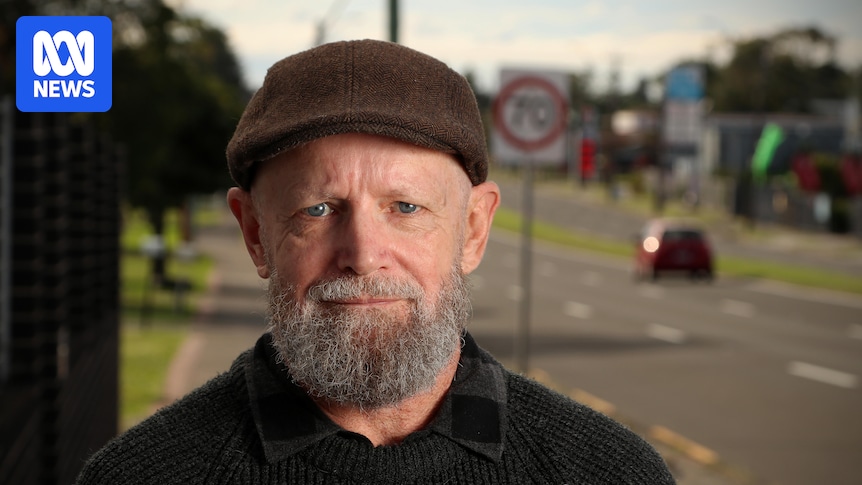 Hitchhiker tells NSW missing persons inquiry of Ivan Milat encounter