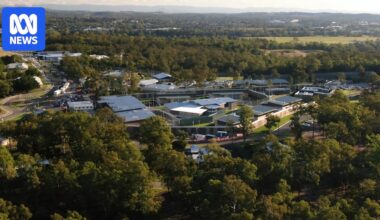 Queensland youth detention staff walk off job, children locked down for entire weekend