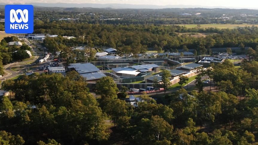 Queensland youth detention staff walk off job, children locked down for entire weekend