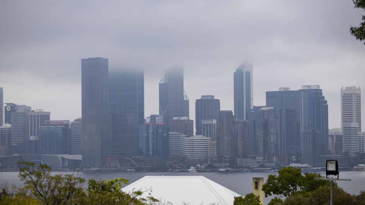 Perth weather: Thunderstorm expected on Sunday as chilly temperatures set in across week