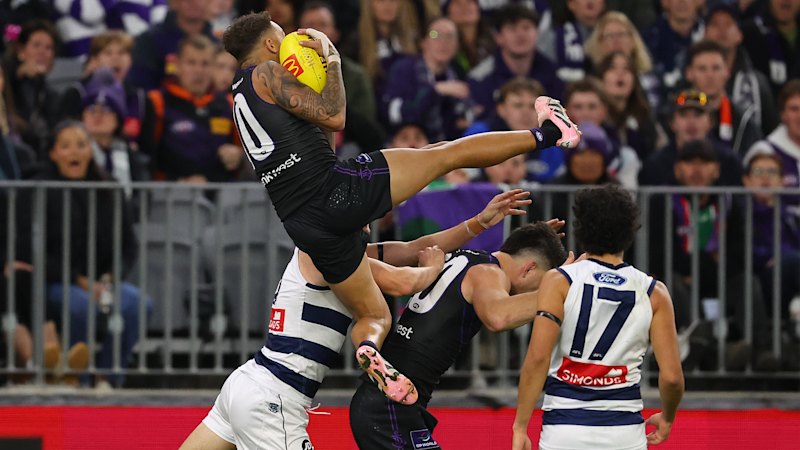 Fremantle vs Geelong Cats LIVE: AFL round 15 2026, scores, results, odds, stats and start time from Optus Stadium