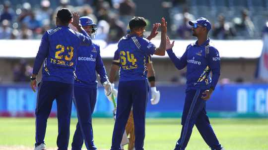 bowlers-power-mi-ny-to-victory