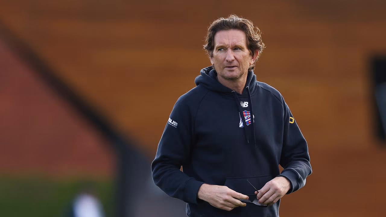 Hird prepares ‘genius’ Essendon plot