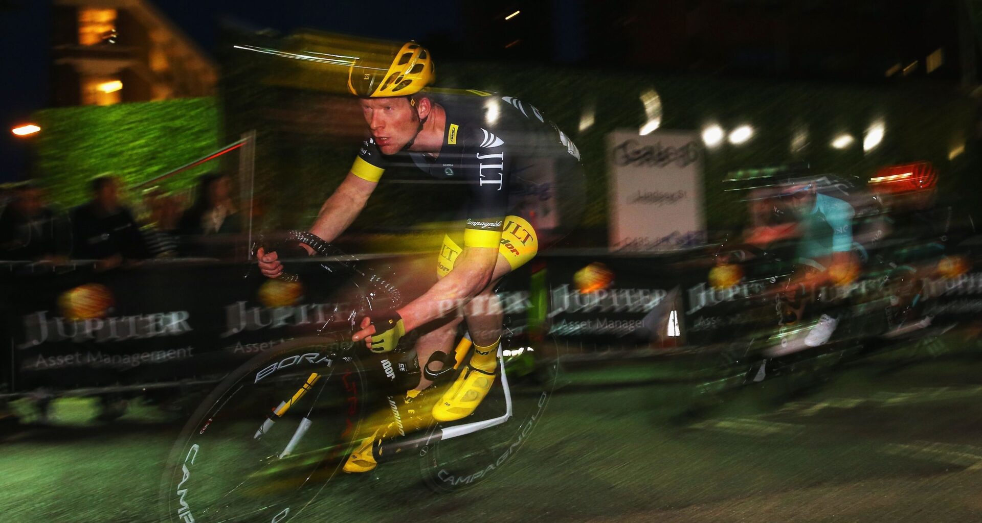 Olympians and ex-WorldTour riders to race on streets of London this weekend