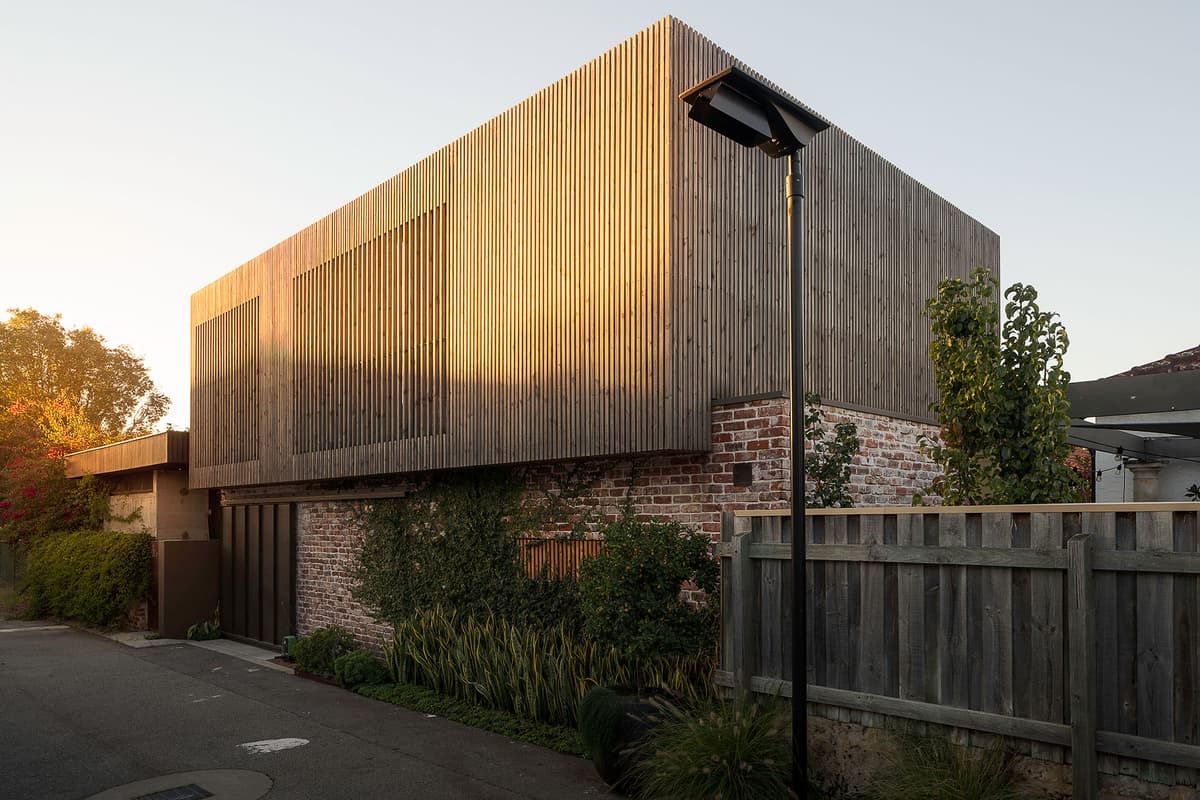 Escape to the inner city with a look inside Laneway House
